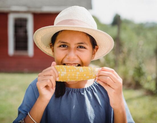 nutritional content of corn
