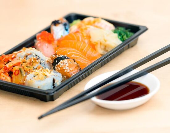 nutritional content of tuna