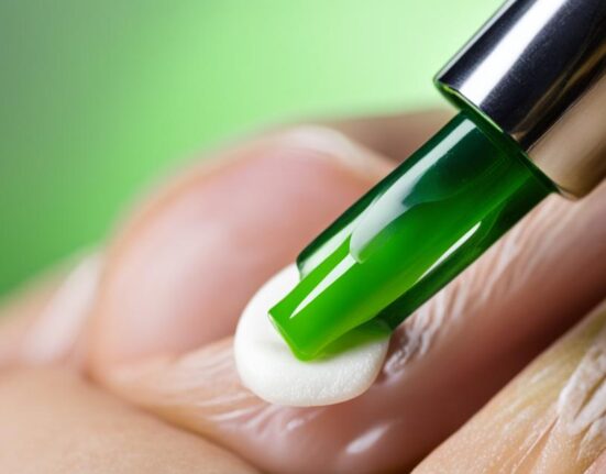wie man grünen Nagelpilz schnell loswird
